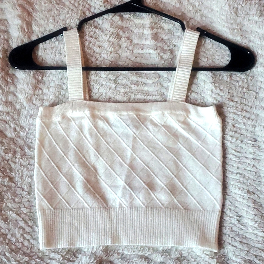Kendall and Kylie white shirt size small